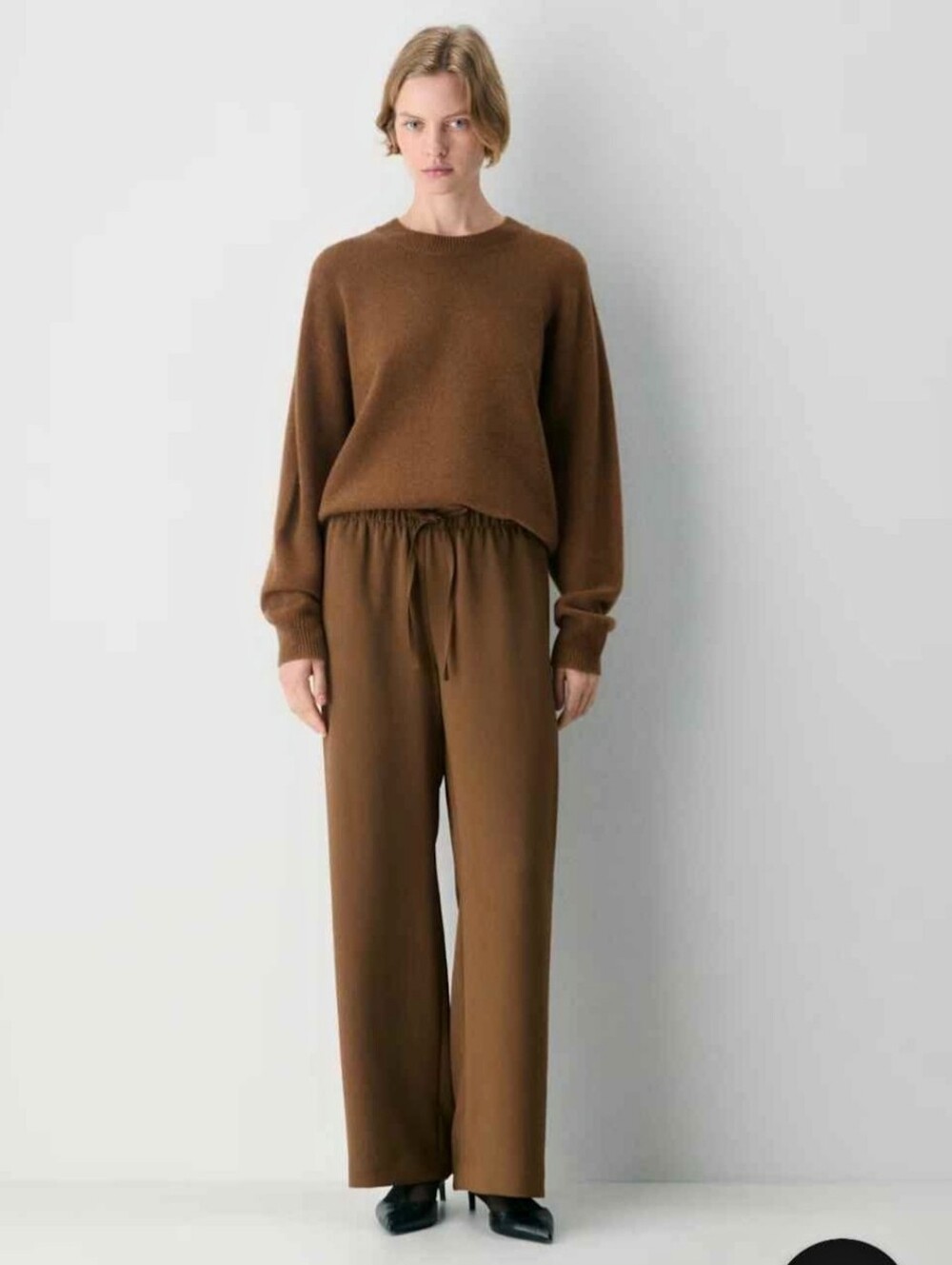 Aritzia Wilfred Lodge Pant - Picture 2 of 6